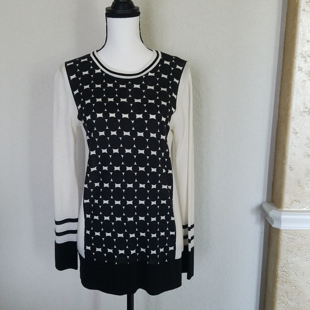 Neiman Marcus Sweater